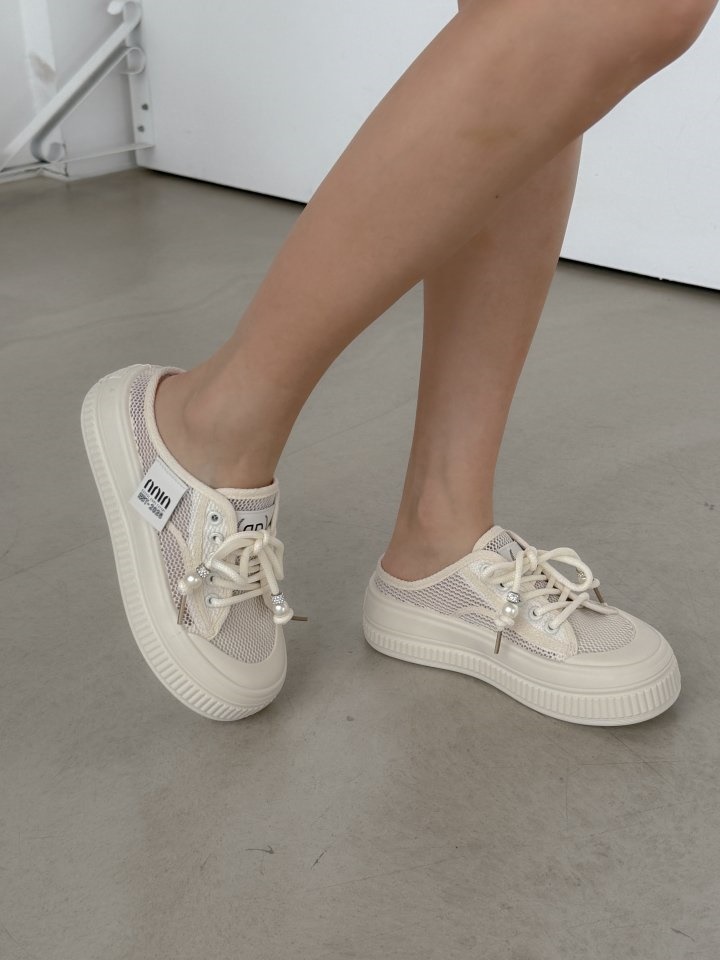 sn 0093 Slipper & Sandals