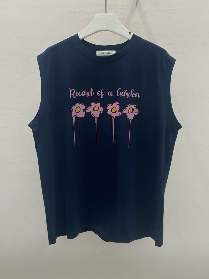 Flower Sleeveless Tee