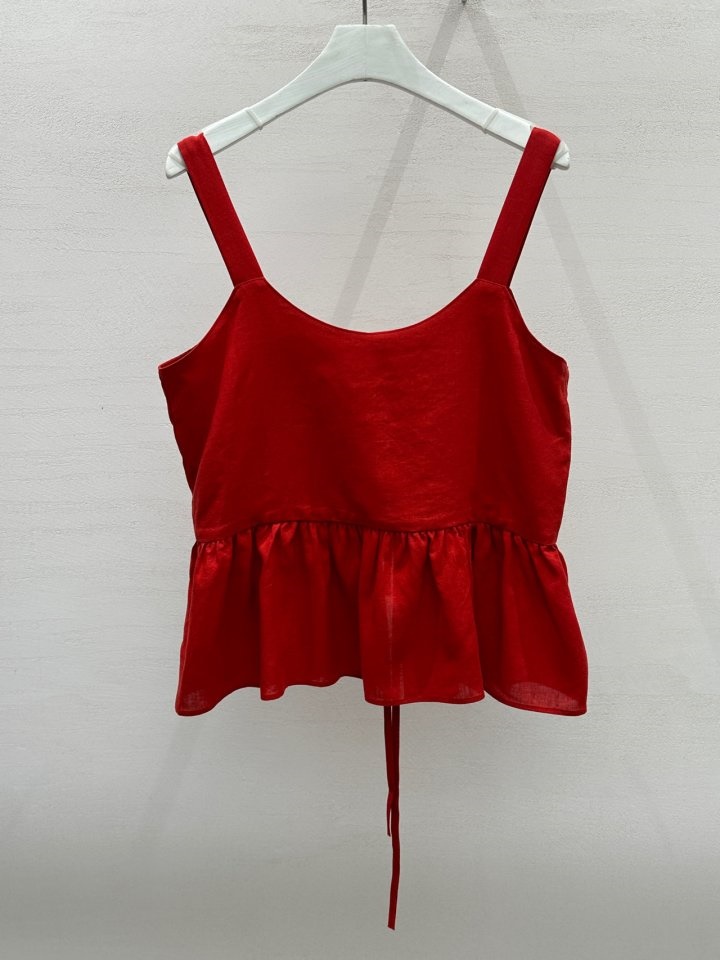 Uro Sleeveless Tee