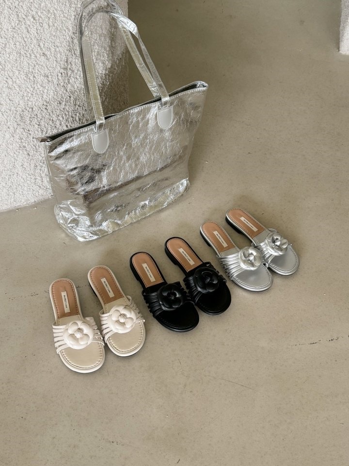 U8319 Slipper & Sandals