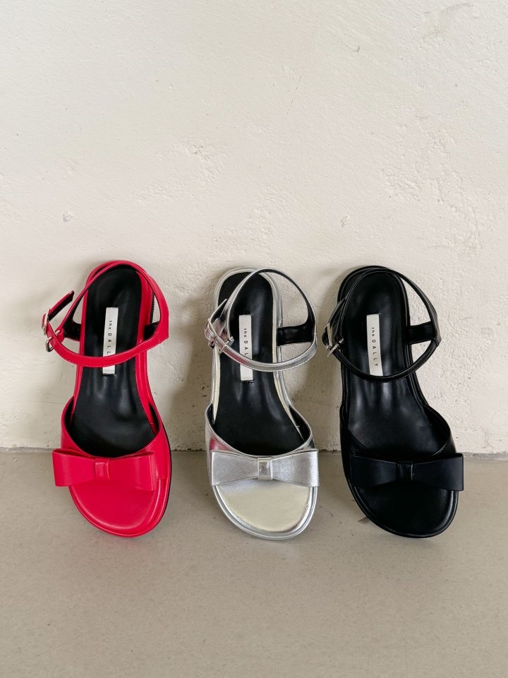 U5255 Slipper & Sandals