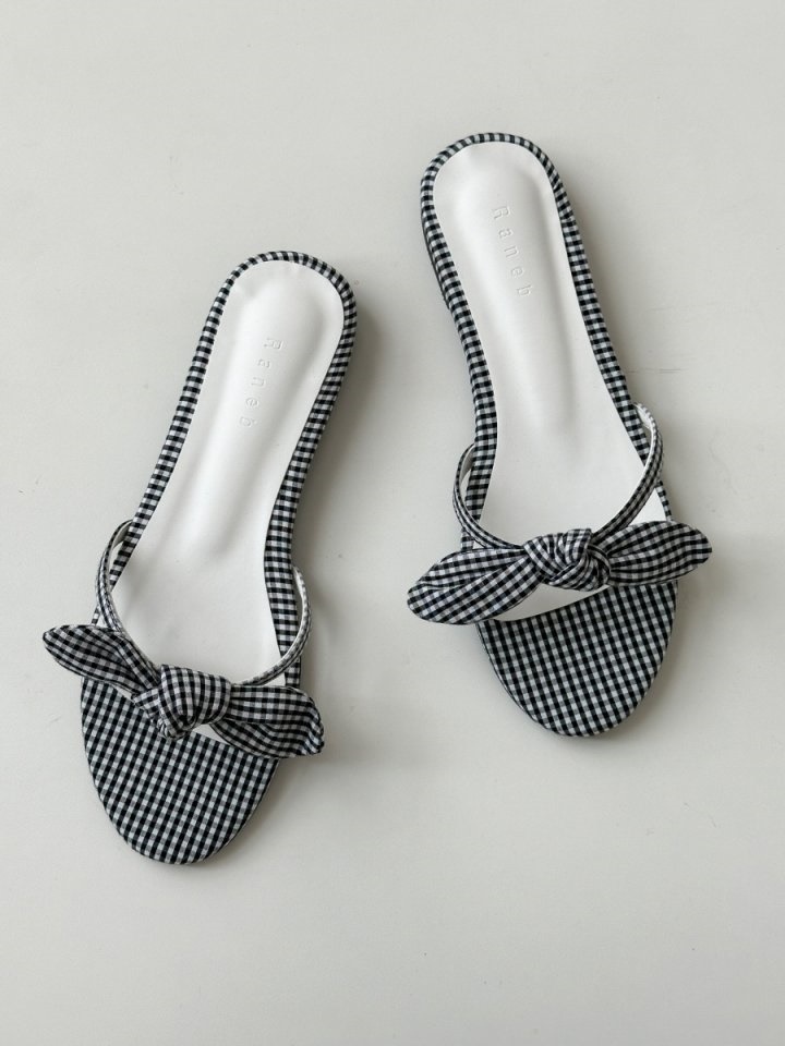 345 Slipper & Sandals