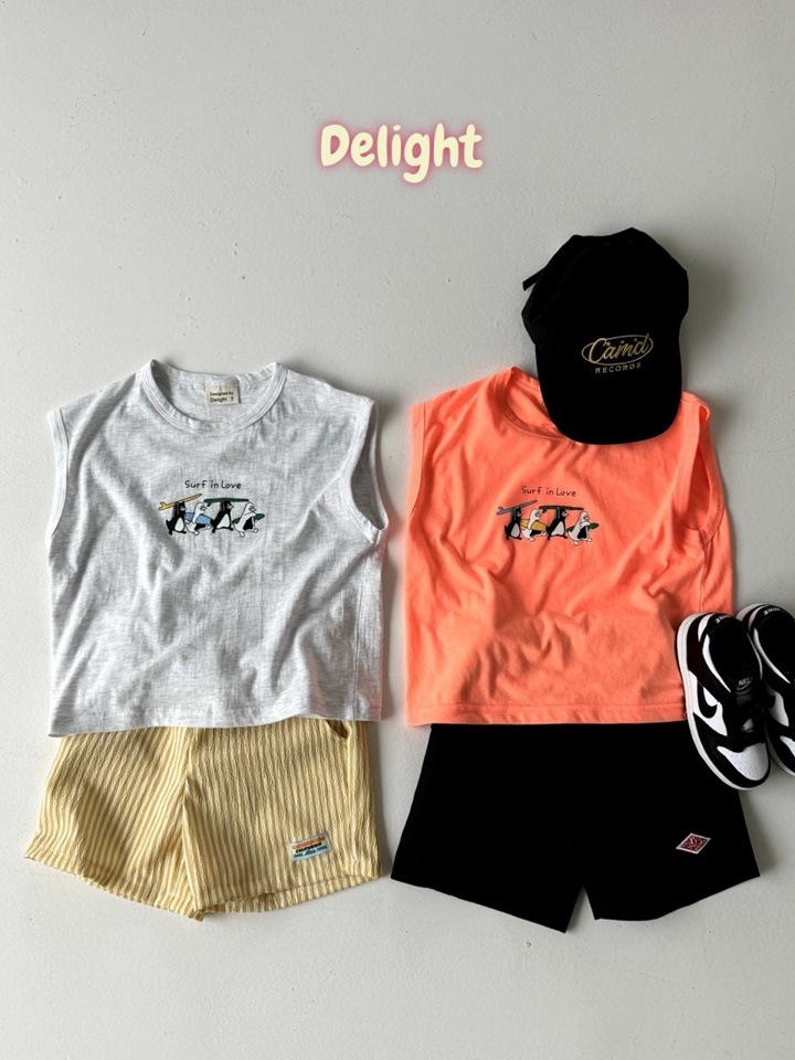 Suf Penguin Cap Sleeveless Tee With Mom