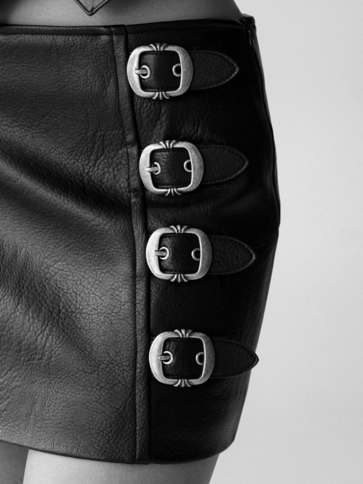 Vegan L Belt Buckle Detail Mini Skirt