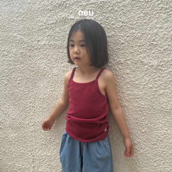 Retro Sleeveless Tee