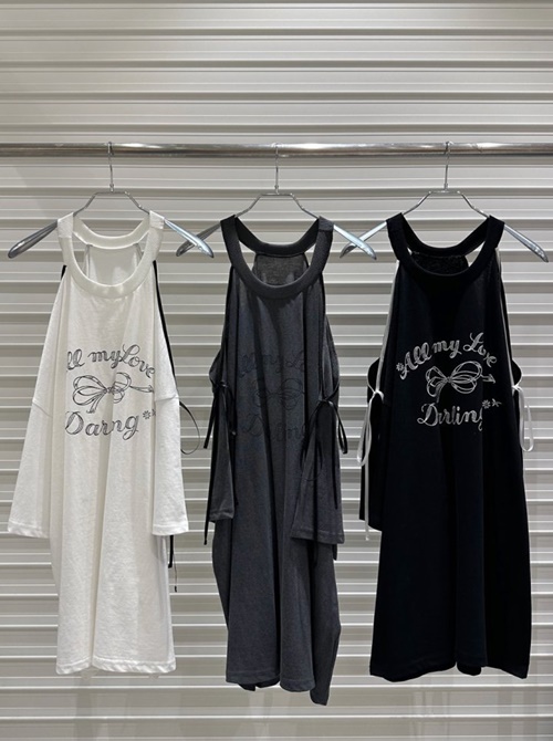 Shoulder Slit Tee