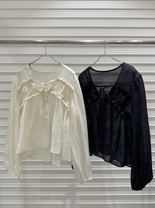 Shirring Tunnel Blouse