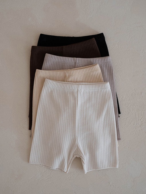 Stretchy Short Leggings