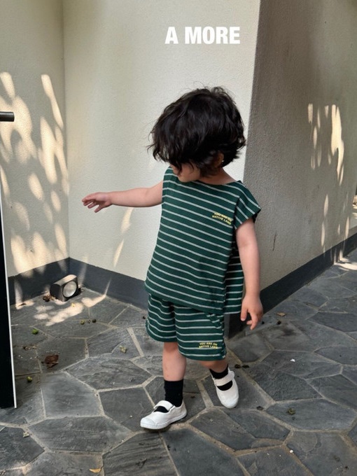 Land Shorts