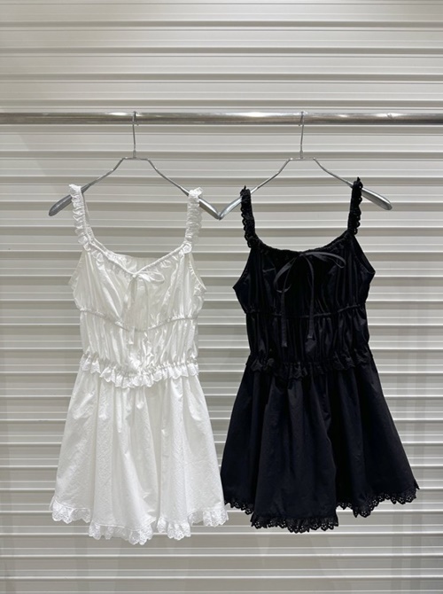Punching Sleeveless One-piece