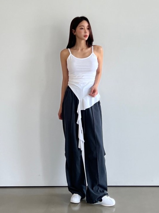 Hull Shirring Sleeveless Top