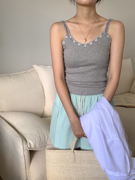 Span Lace String Sleeveless Top