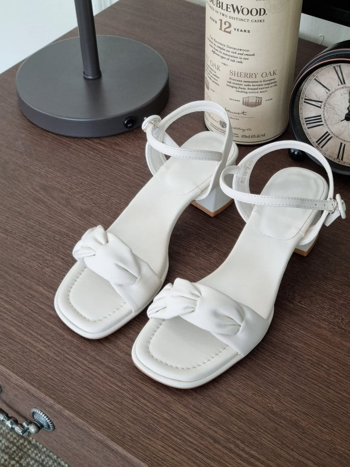 Ssangpa - Korean Women Fashion - #womensfashion - zz 014 Slipper & Sandals - 2