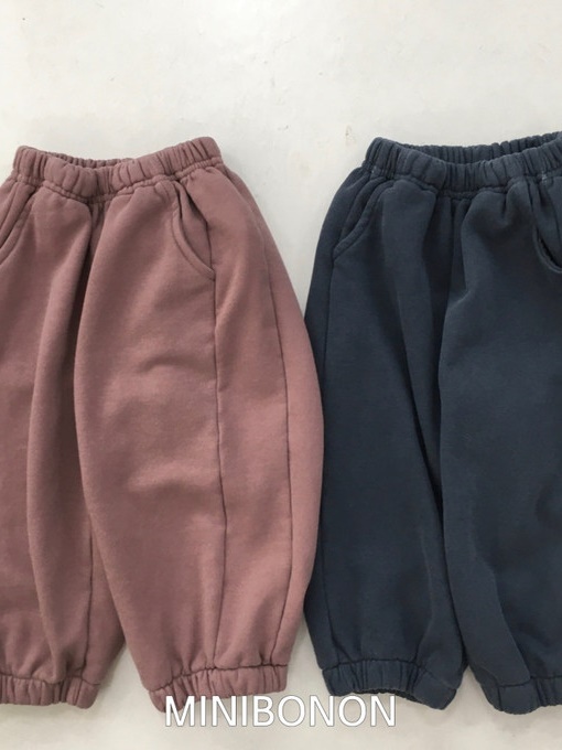 Blending Pants with Mom