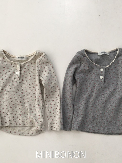 Daisy Tee with Mom