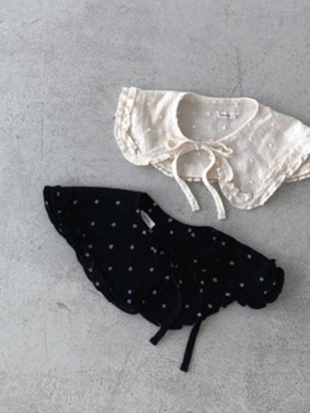 Frill Collar