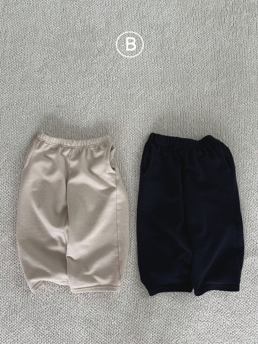 Roll Half Jogger Pants