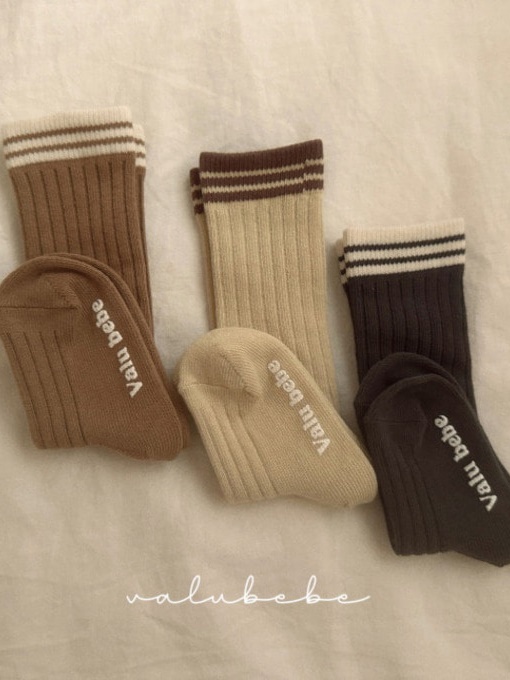 Rib Line Socks