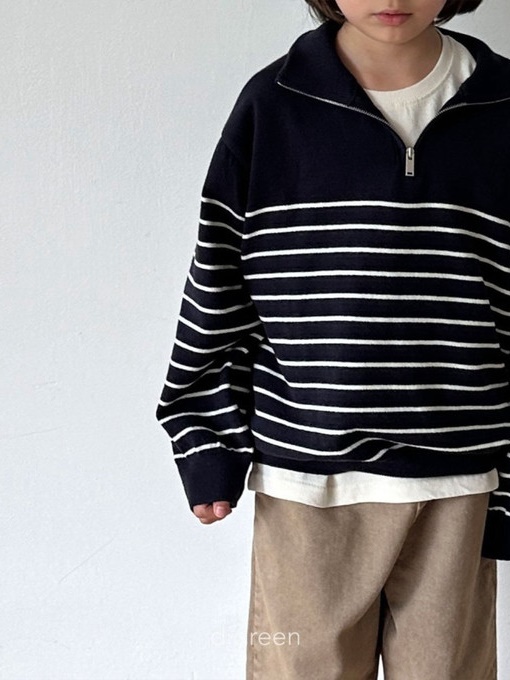 Half Open Knit Pullover