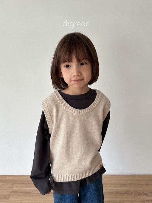 Nana Vest