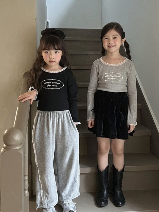 Girl Score Crop Tee