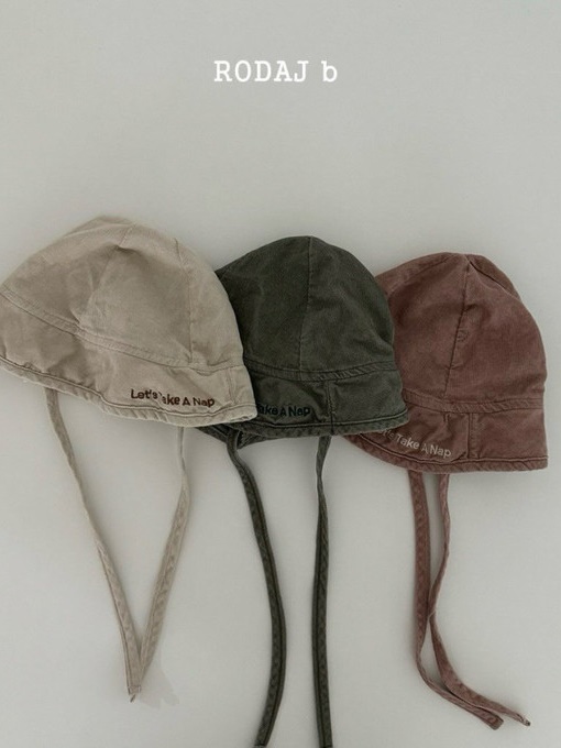 Neuf Bucket Hat