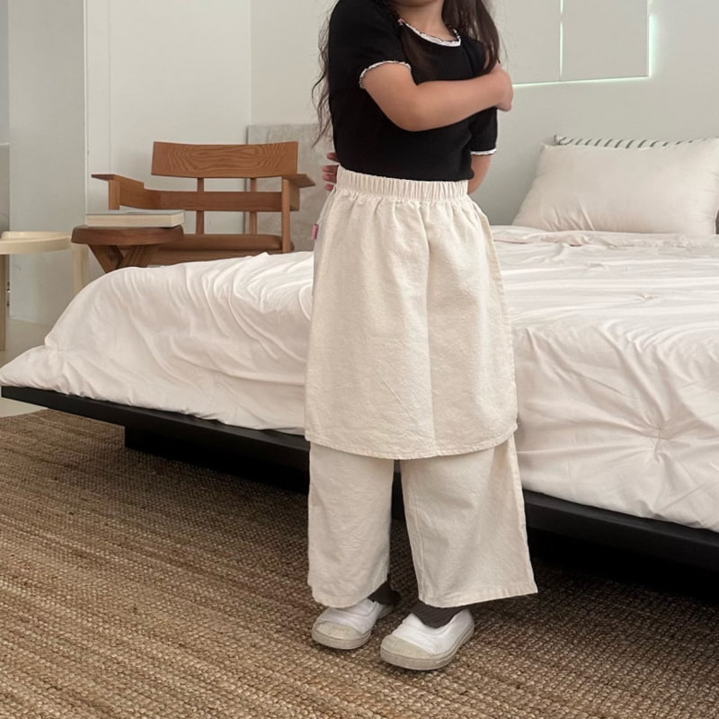 Cantucci Studio - Korean Children Fashion - #magicofchildhood - Warp Skirt Pants with Mom - 12