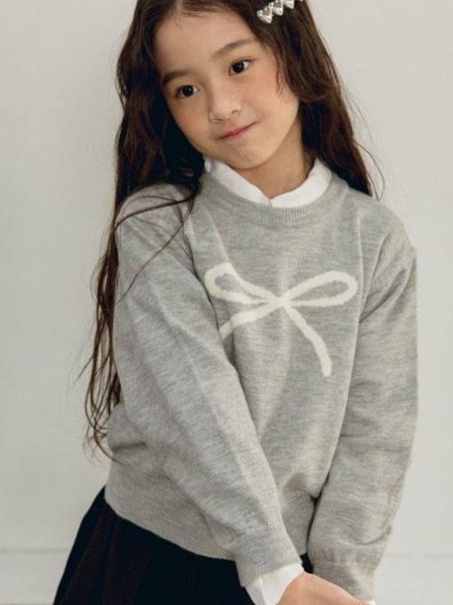 Ribbon Knit Round Top