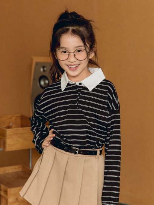 Stripe Collar Sweatshirts