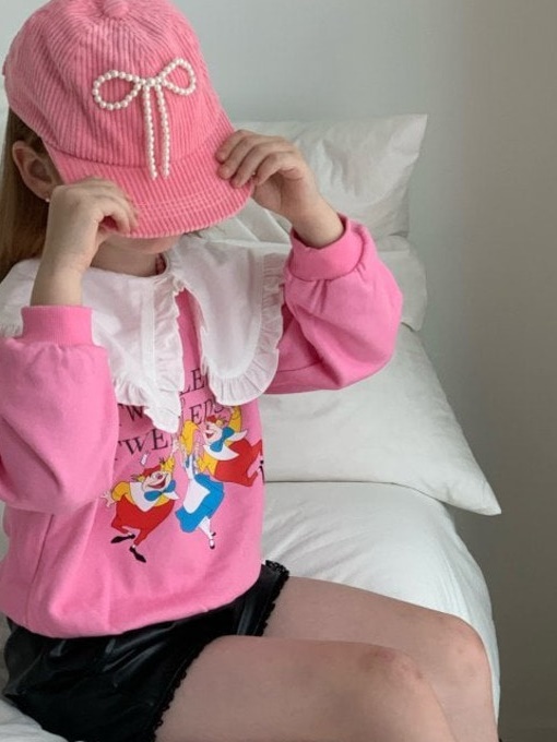 Alice Sweatshirts