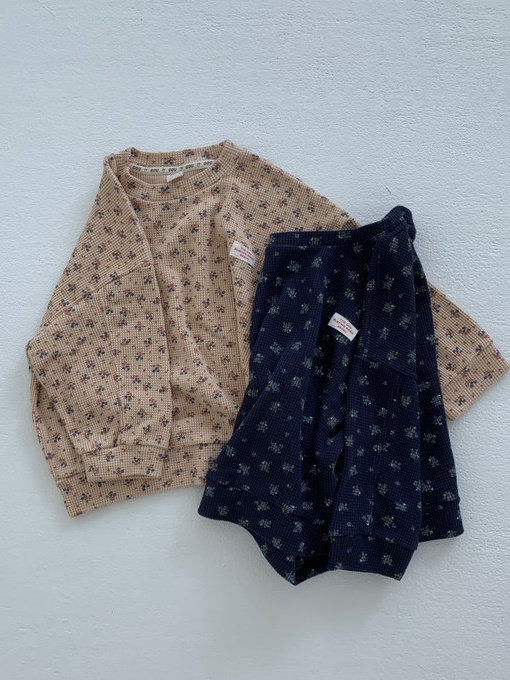 Flower Sweatshirts with Mom