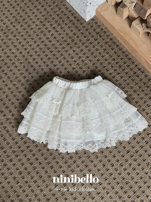 Muse Lace Cha Skirt