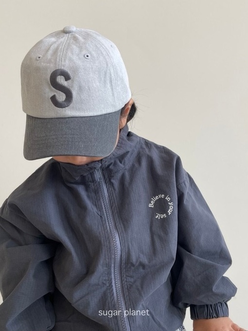 Circle Wind Jacket