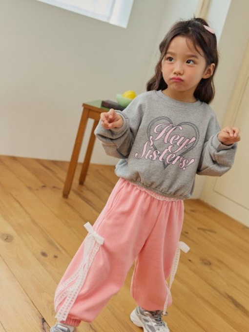 Hay Lace Sweatshirts