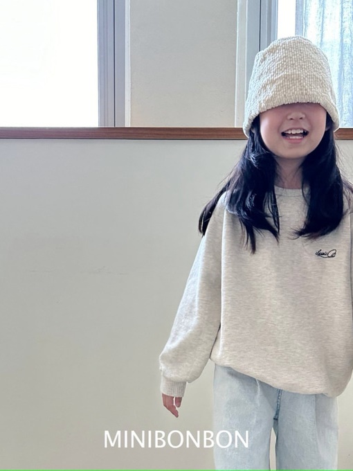 Tuntun Sweatshirts with Mom