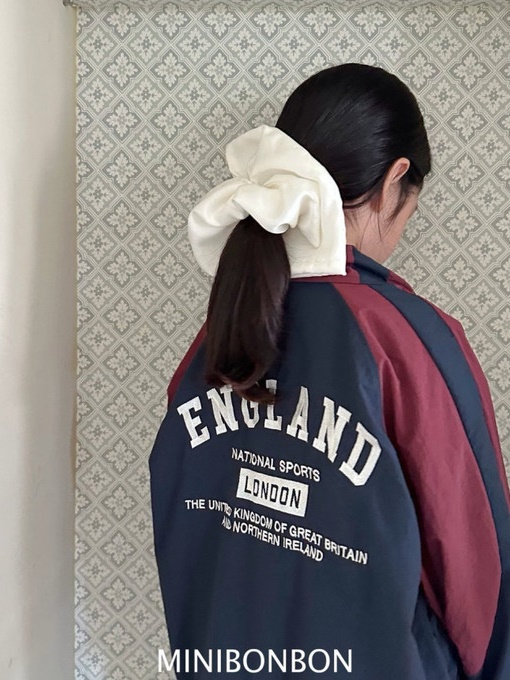 London Zip-up