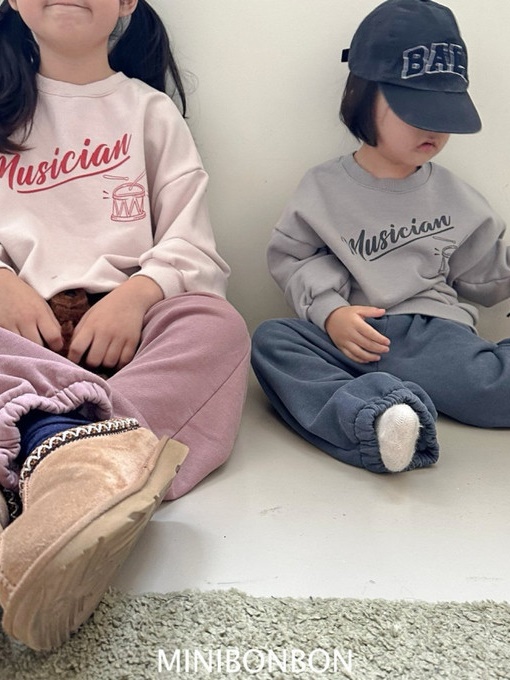 Blending Pants with Mom