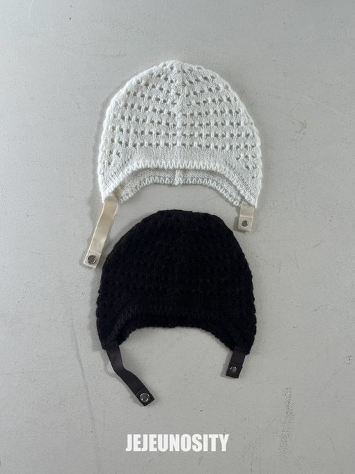 Dow Knit Bonnet