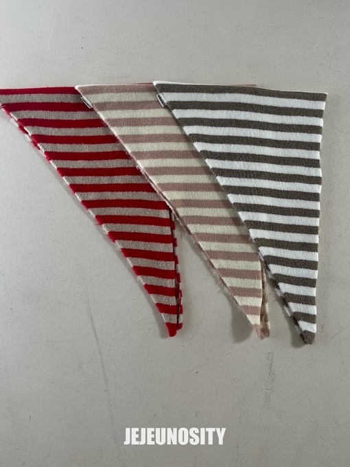 Fanny Knit Muffler