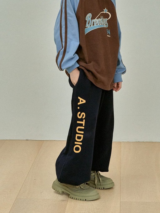 Studio Jogger Pants