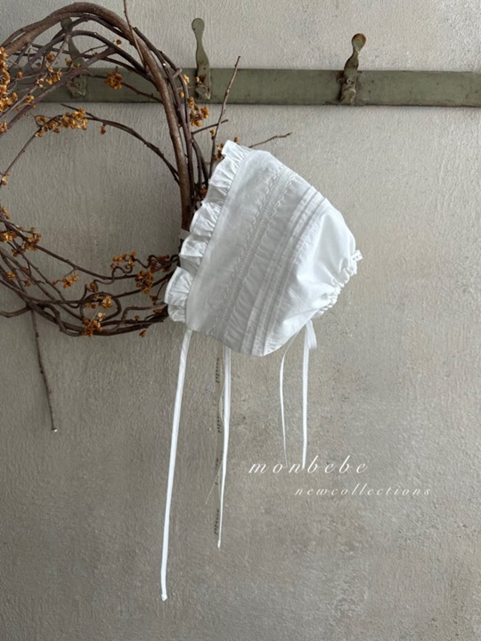 Petit Pintuck Bonnet