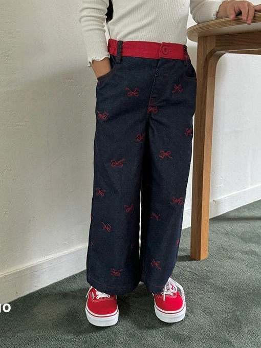 Ribbon Embroidery Jeans