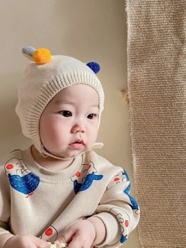 Two Horns Hat