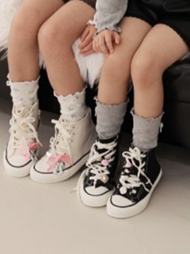 Flower Pearl Knee Socks