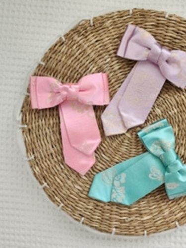 Ribbon Hairstrap