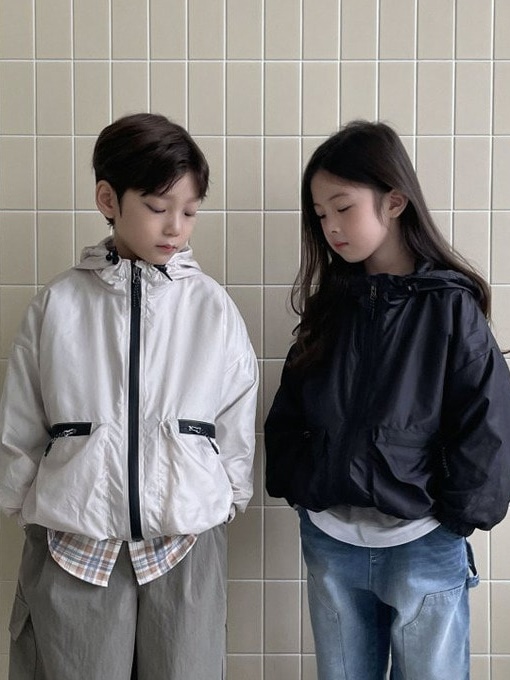 Light Hood Jacket