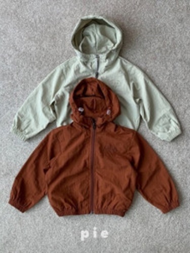 Pie Hood Windbreaker