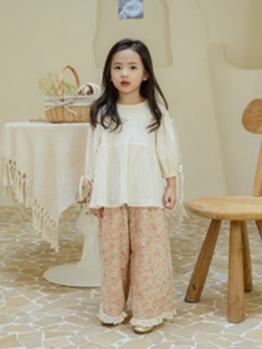Kelly Lace Pants