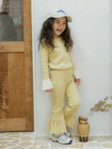 Bearbell Frill Bootscut Pants