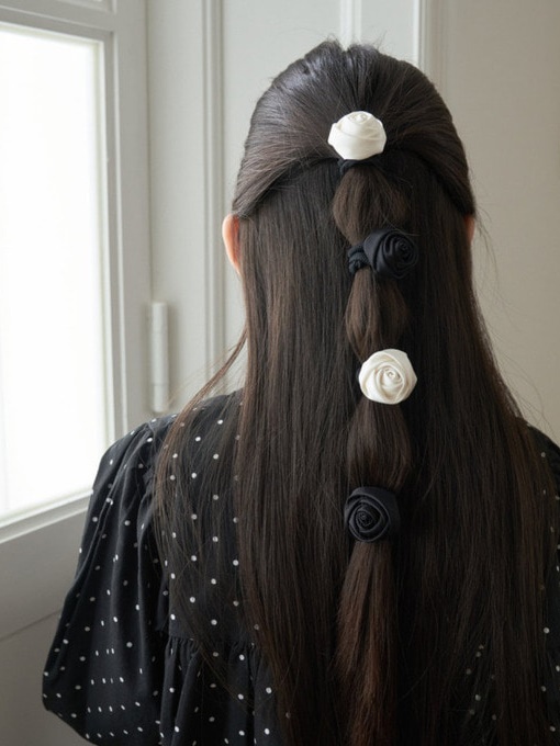 Rose Hairtie